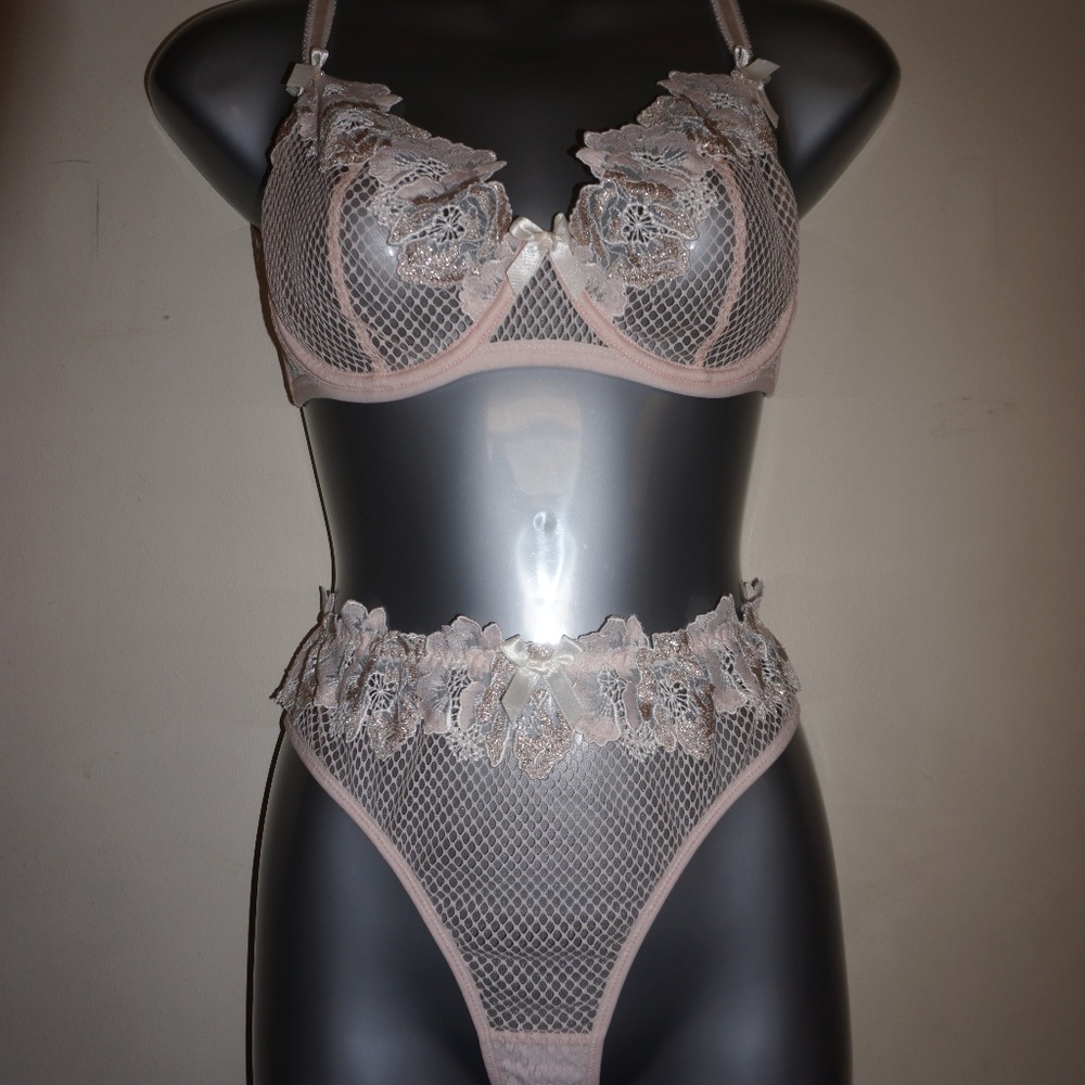 Agent Provocateur Eliza bra size 36B and brief size Medium or Large NWT